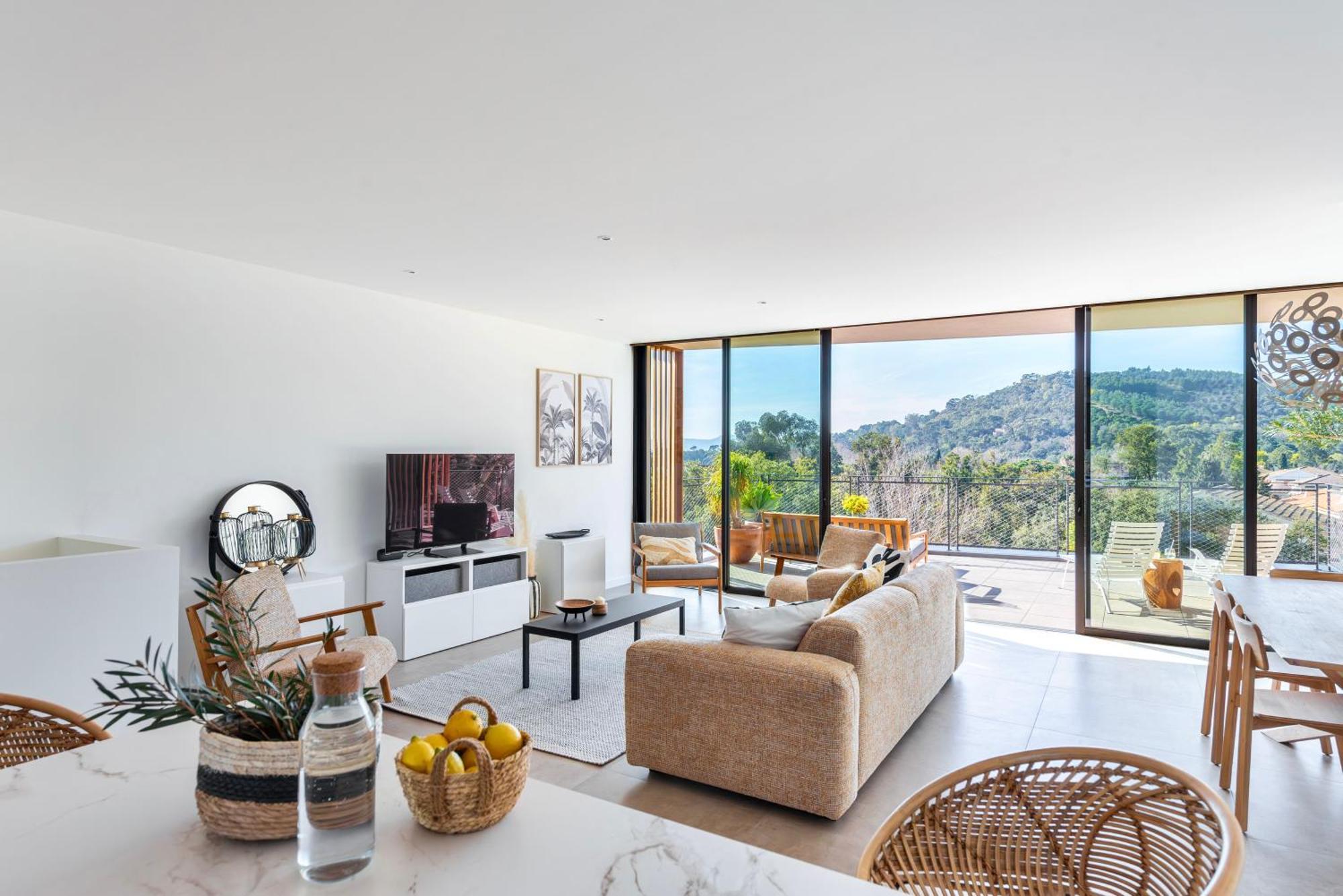 לה לבאנדו Magnifique Appartement Plage Cavaliere Terrasse 3 Chambres Garage מראה חיצוני תמונה